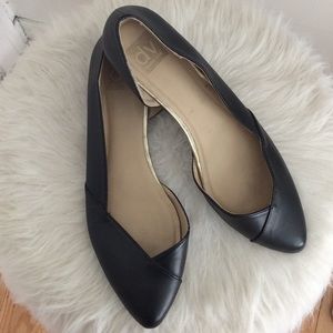Dolce Vita women’s flats